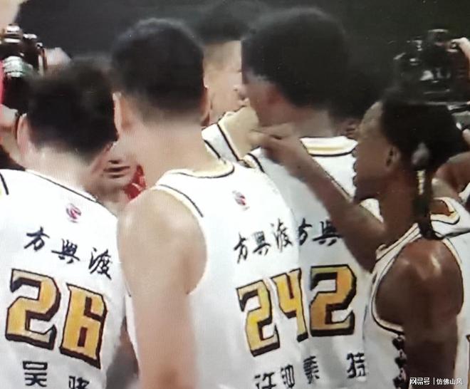 北汽总决赛大比分3：1领先获得赛点ky开元棋牌浙江方兴渡客场大胜北京(图2)