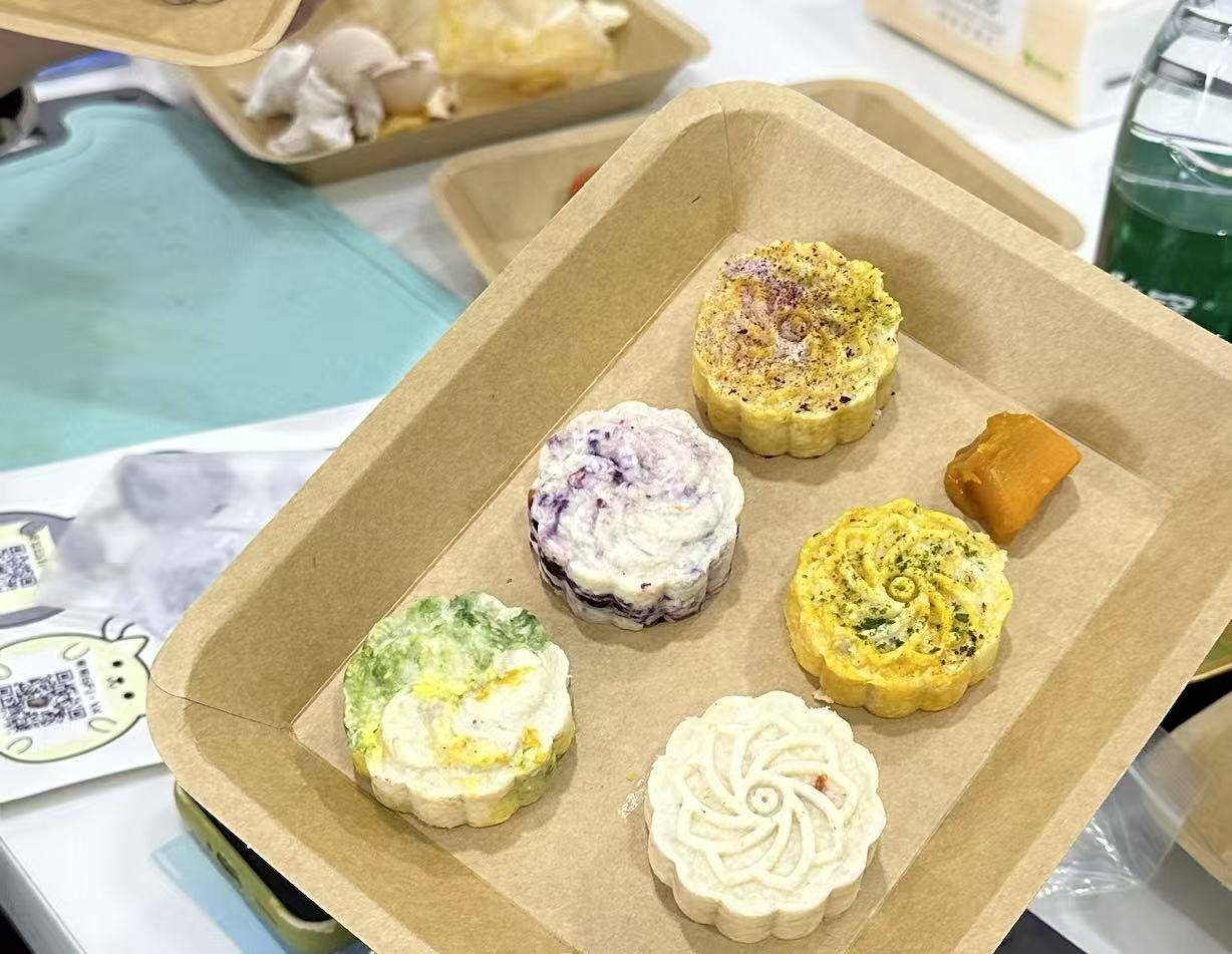 月饼热销还可量身定制有商家一周内售出上千