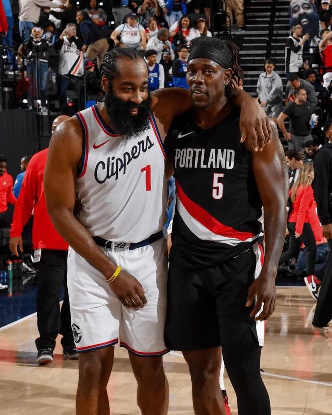 了我们霍勒迪沮丧发声而斯帅提到小卡开元棋牌20分13助3断!哈登打穿(图2) 了我们霍勒迪沮丧发声而斯帅提到小卡开元棋牌20分13助3断!哈登打穿(图2)